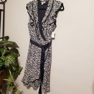 New Navy Blue and White Dress Barn Size 16